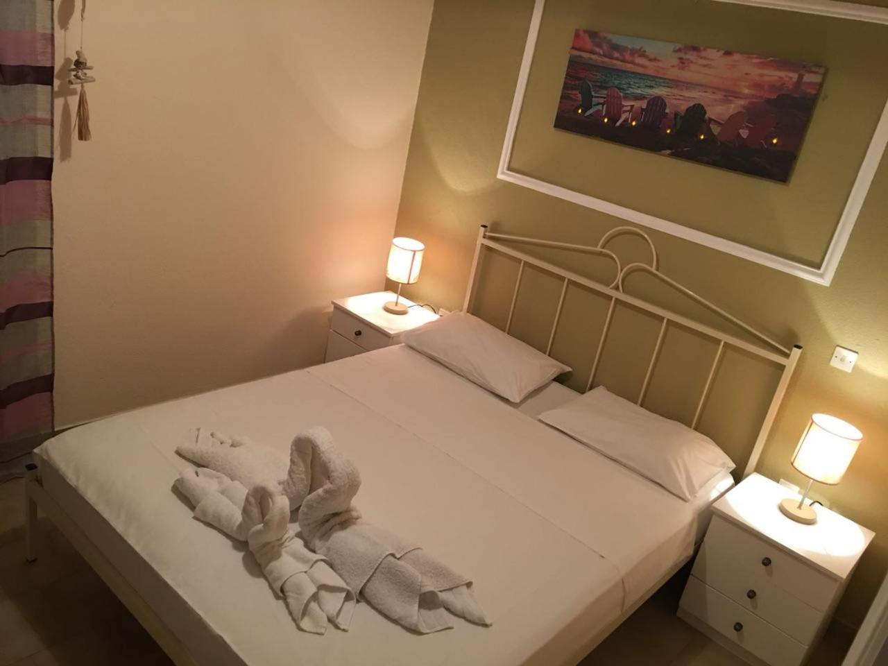 Corfu Glyfada Menigos Beach Apartments Екстериор снимка